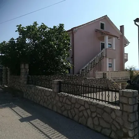House Daniela *