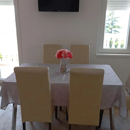 Apartament House Daniela