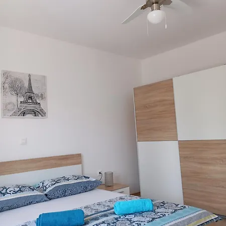 House Daniela Apartament *